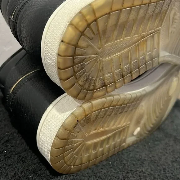 🔥🏀 NIKE AIR JORDAN 1 City Of Flight Sz 10.5Black/Gold Basketball Shoes - EUC